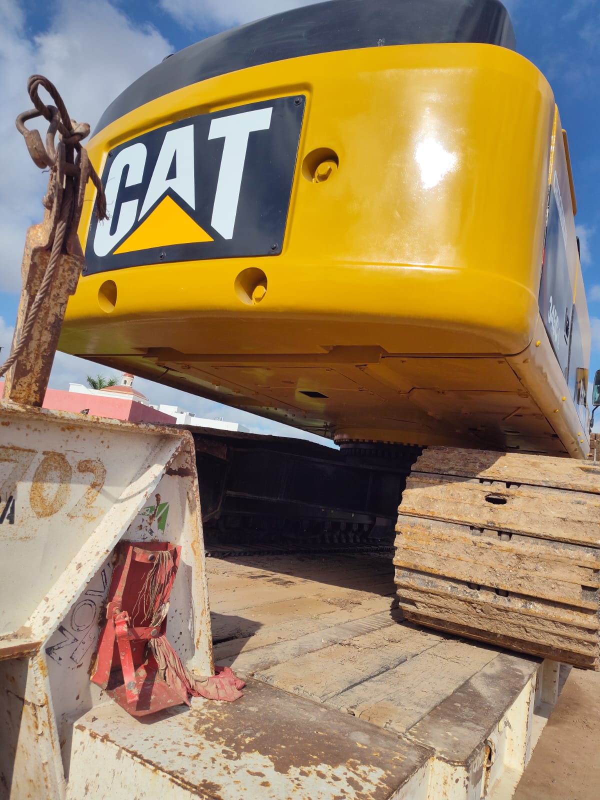 Excavadora CAT 345C · exterior